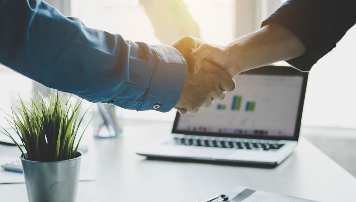 Antecipação de recebíveis como estratégia financeira: quando essa estrutura faz sentido para empresas de médio e grande porte.